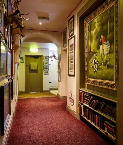 Hotel Horse & Hound