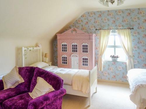 Brookwood Cottage, Cong