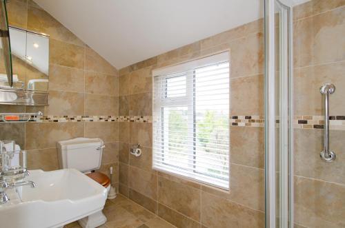 Hostal Beach House B&B