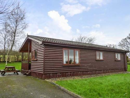 Cabin 6, Belturbet