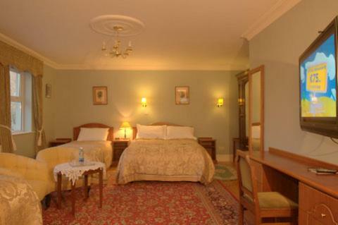 The Castle Country House B&B