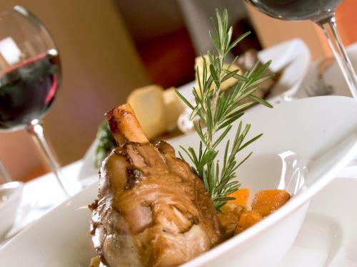Green Isle Conference & Leisure Hotel