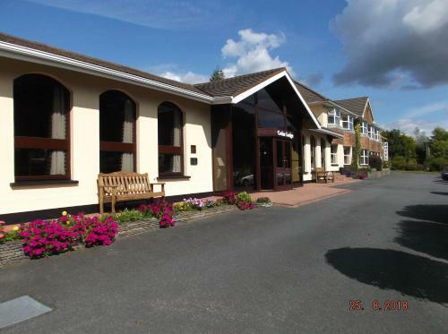 Cedar Lodge Hotel - Ireland