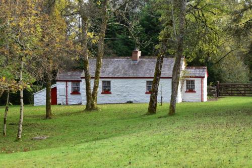 Railway Crossing Cottage