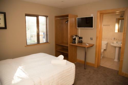Hostal Lynch's Townhouse