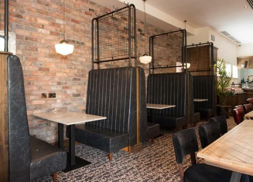 The Old Borough Hotel - Wetherspoon