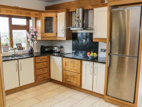A Country View Cottage, Turloughmore