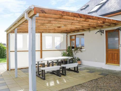 A Country View Cottage, Turloughmore