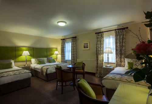 Breffni Arms Hotel