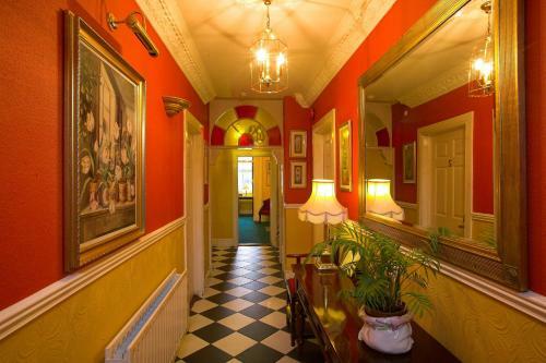 Hostal The Redbank Guesthouse