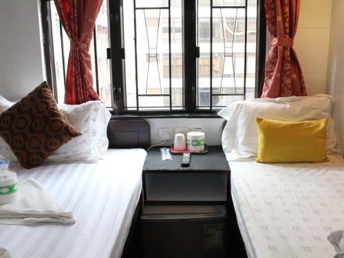 Hostal Mulberry Hotel