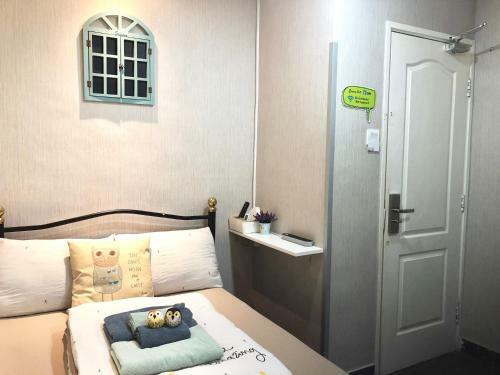 Owl Hostel