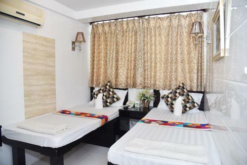 Hostal Traveller's Hostel