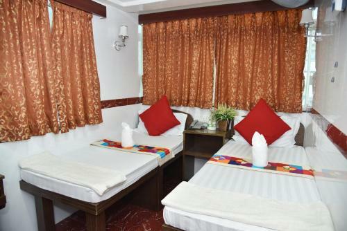Hostal Traveller's Hostel