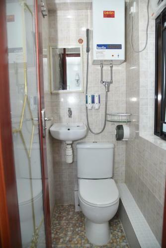 Hostal Traveller's Hostel