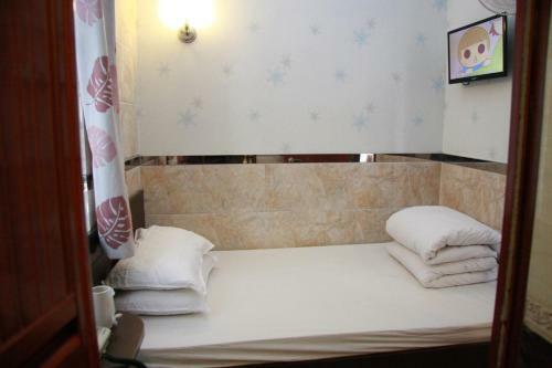 Hostal Yau King Hotel