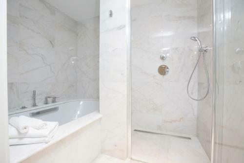 Hotel Palm Camayenne