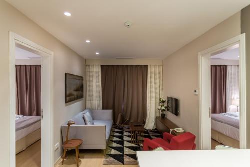 Hotel Millenium Suites