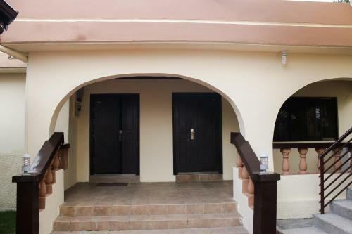 Hostal Rose Leat Elegant Bed & Breakfast