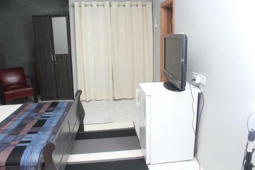 Hostal Rose Leat Elegant Bed & Breakfast