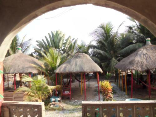 Hostal Jah Mighty Love Land