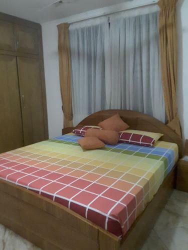 Lady Jay's Spacious 3 Bedroom Home