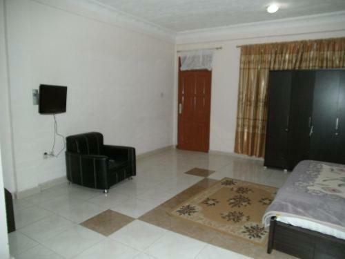 Pemicsa Hotel Accra