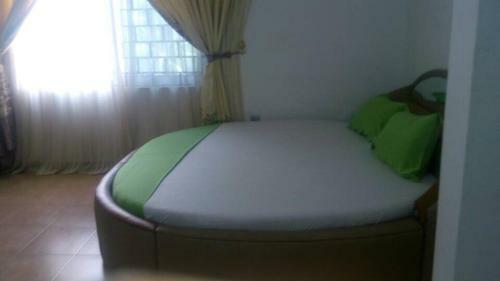 Hostal Elizz Guest House