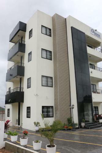 Okumani Apartments