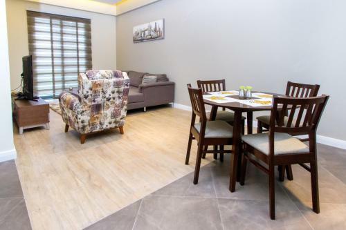 Pls Apartments - Cantonments