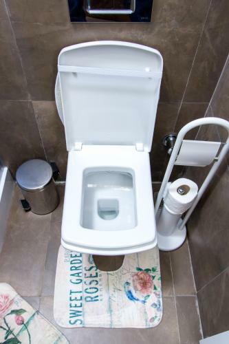 Pls Apartments - Cantonments