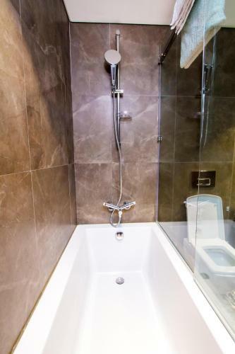 Pls Apartments - Cantonments