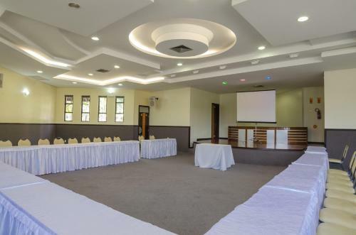 Hotel Est�ncia Ribeir�o Grande