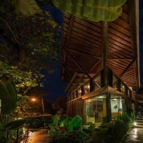 Hostal Teju-a�u Ecopousada