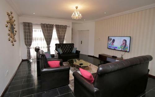 Hotel St Georges's Height