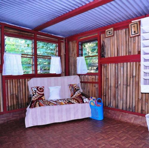 Hostal Dolphin Bay Divers Retreat