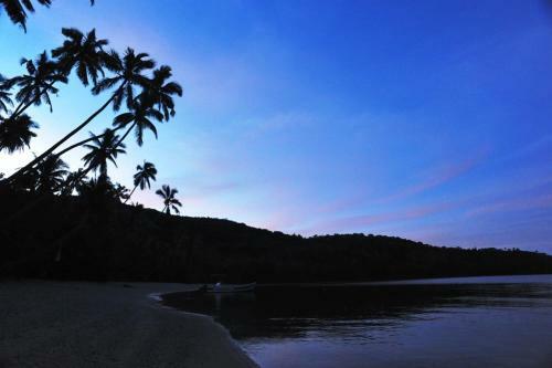Hostal Dolphin Bay Divers Retreat