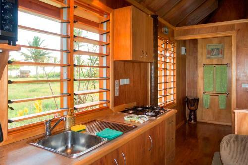 Villa Sigasiga Sands Boutique Resort