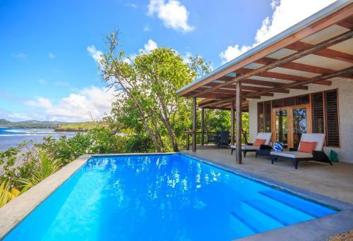 Hotel Savasi Island Resort