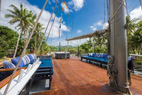 Hotel Savasi Island Resort