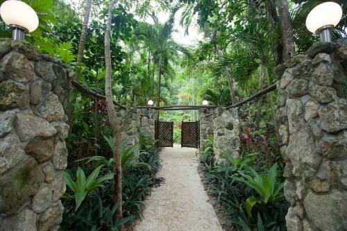 Hotel Savasi Island Resort
