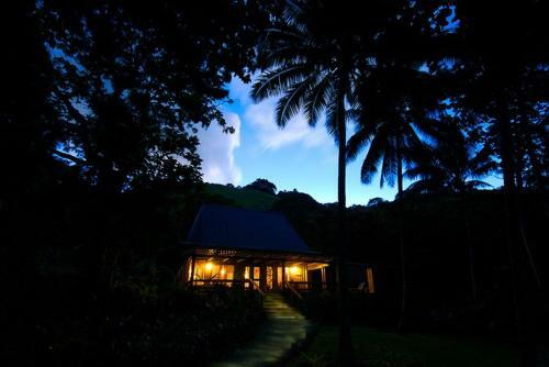 Hotel Lalati Resort & Spa