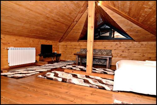 Hotel Guest House Aiva 2