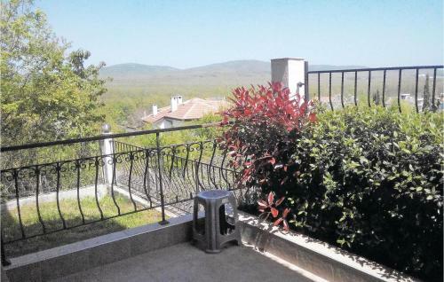 Three-bedroom Holiday Home In Primorsko