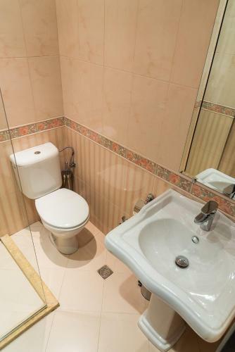 Family Hotel Pak Tam