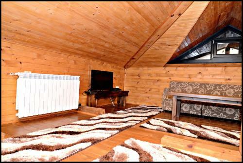 Hotel Guest House Aiva 2