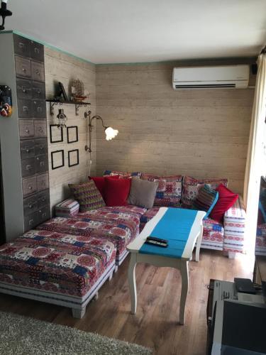 Vintage Apartment Lozenets