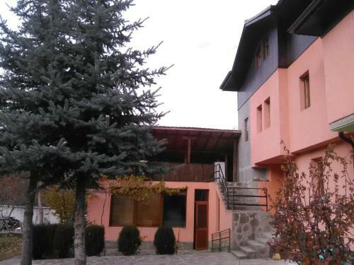 Hostal Villa Lilia