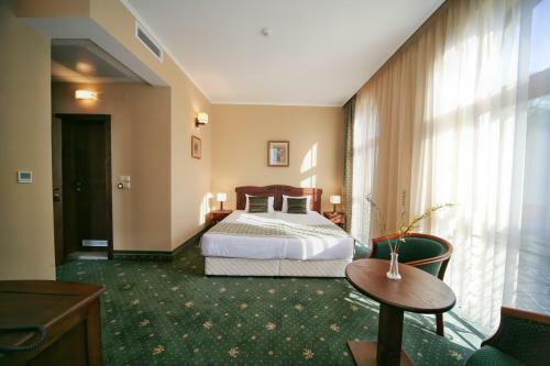 Retro Hotel