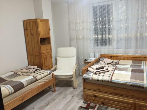 Hostal Elenite Guesthouse